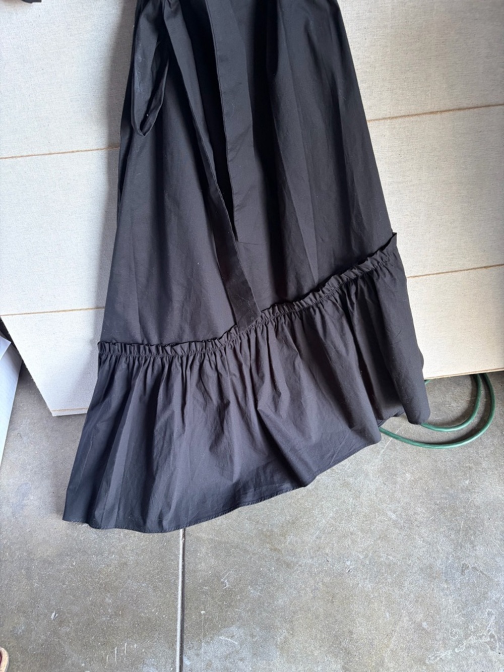 Black Maxi Button-Front Shirt Dress with Self-Tie Waist - Picture 5 of 7